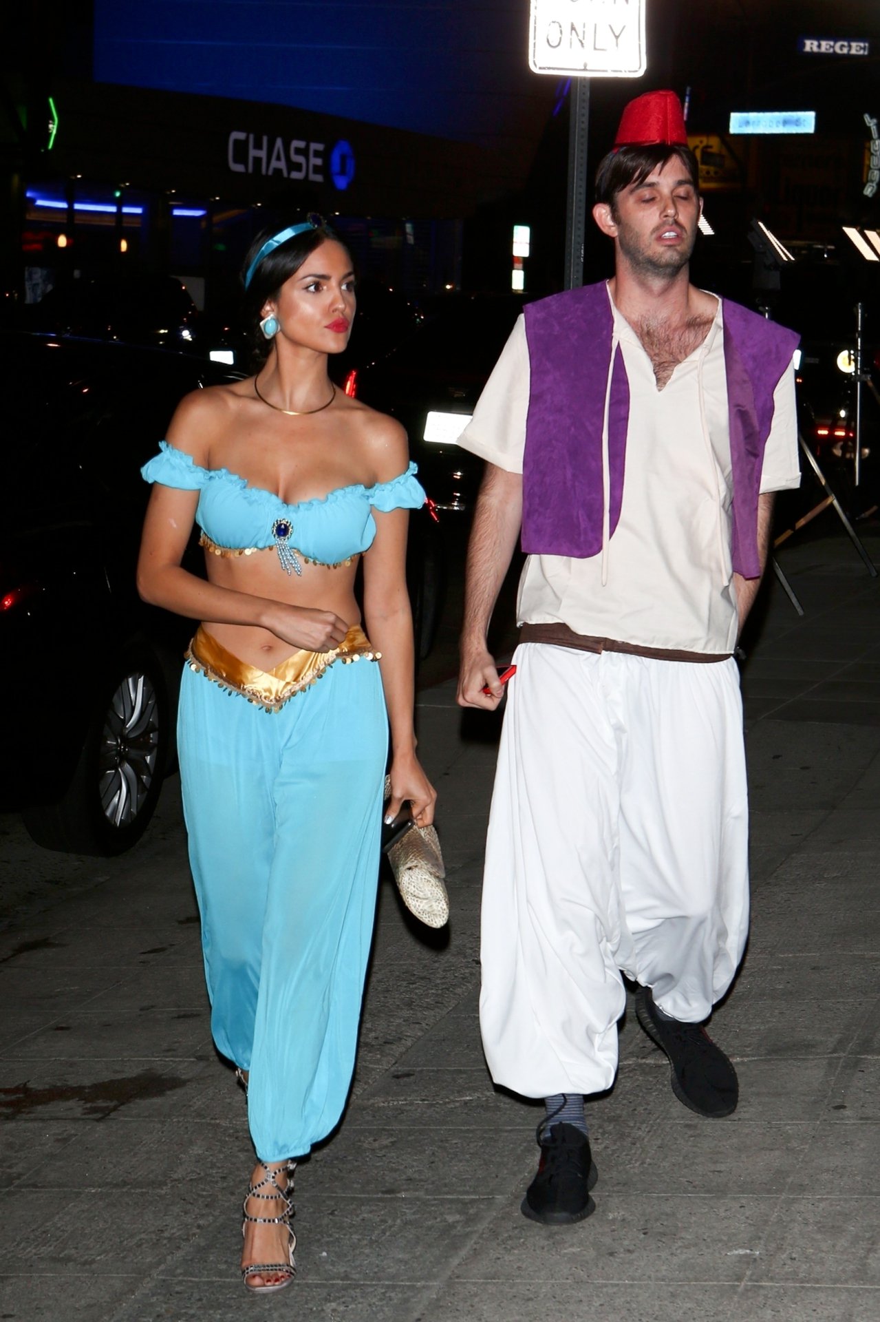 Eiza Gonzalez Dresses Up As Princess Jasmine Bootymotiontv