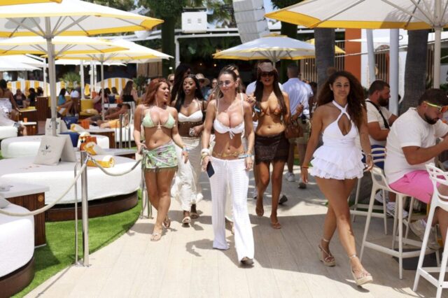 Maddy Cheary Rocks Ibiza with Her Killer Curves and Stunning Beauty at the SHEIN x O Beach Takeover! (5)