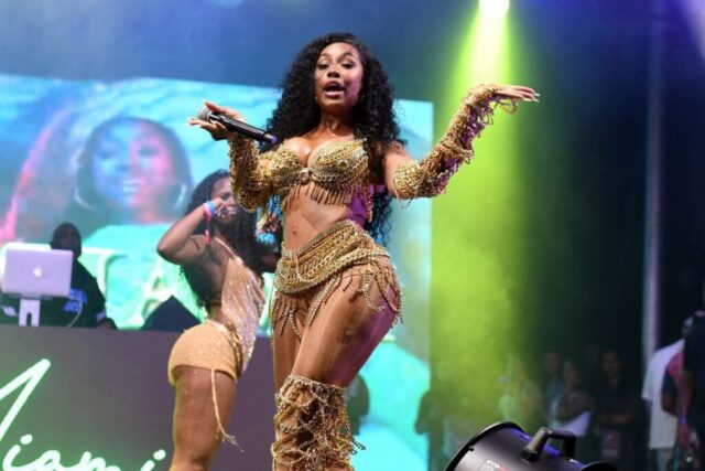From the Strip Club to BET Experience – Yung Miami’s Wild Performance Leaves Fans Wanting More! (13)